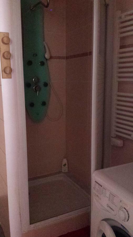 Coquet Studio En Mezzanine Nuit Pour 2 Personnes Saint-Girons  Exterior foto